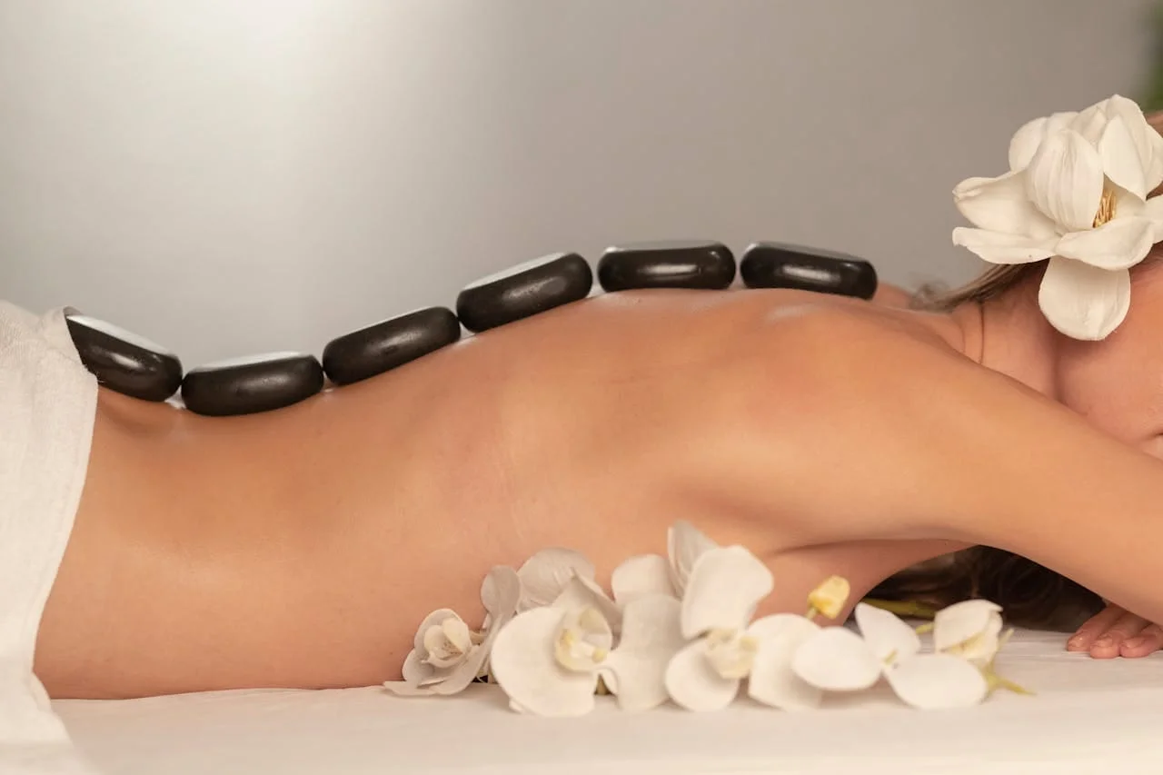 Massage chinois traditionnel à domicile Marseille pour femmes - équilibre énergétique et médecine traditionnelle